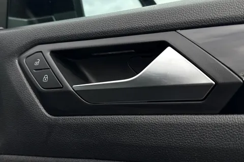 31 of 50 for VOLKSWAGEN T-ROC 1.5 TSI EVO Black Edition 5dr DSG