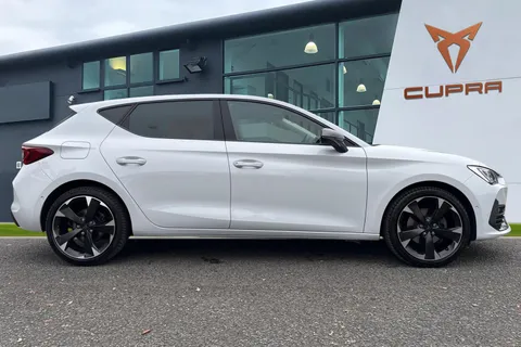 KO24YBW CUPRA Leon 1.5 TSI V1 Euro 6 (s/s) 5dr Thumbnail #4