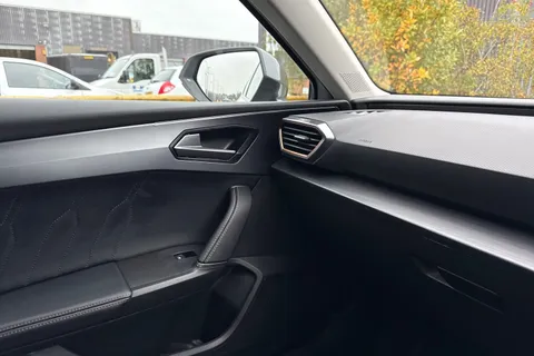 32 of 42 for CUPRA LEON 1.5 TSI V1 5dr