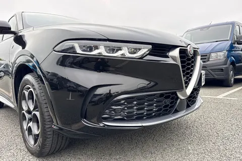 SV73GHJ Alfa Romeo Tonale 1.3 VGT 15.5kWh Ti Auto Q4 AWD Euro 6 5dr Thumbnail #10