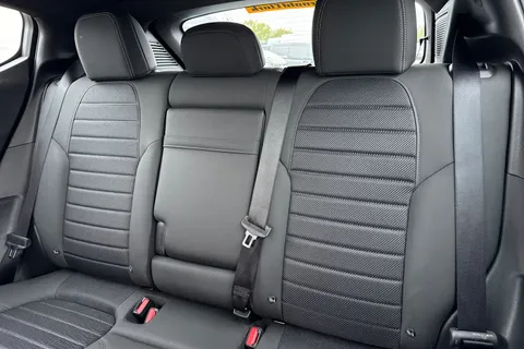 SV73GHJ Alfa Romeo Tonale 1.3 VGT 15.5kWh Ti Auto Q4 AWD Euro 6 5dr Thumbnail #20