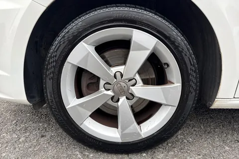 YD65JYJ Audi A1 1.4 TFSI Sport Euro 6 (s/s) 3dr Thumbnail #10