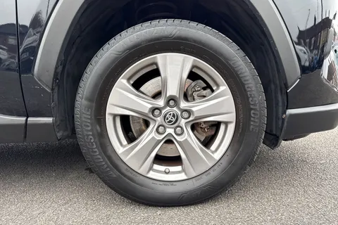 BF72NZB Toyota Rav4 2.5 VVT-h Icon CVT Euro 6 (s/s) 5dr Thumbnail #7