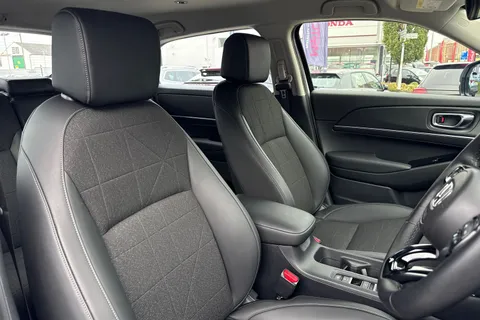 RE74VDZ Honda HR-V 1.5 eHEV Advance 5dr CVT Thumbnail #25