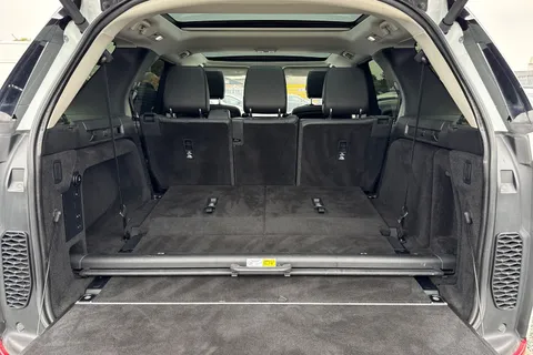 7 of 62 for LAND ROVER DISCOVERY 3.0 TD6 SE 5dr Auto