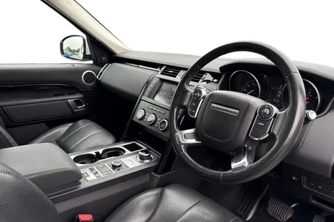 14 of 62 for LAND ROVER DISCOVERY 3.0 TD6 SE 5dr Auto