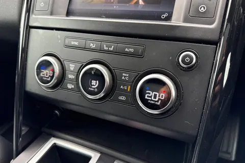 22 of 62 for LAND ROVER DISCOVERY 3.0 TD6 SE 5dr Auto