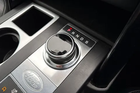 23 of 62 for LAND ROVER DISCOVERY 3.0 TD6 SE 5dr Auto