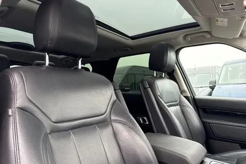 24 of 62 for LAND ROVER DISCOVERY 3.0 TD6 SE 5dr Auto