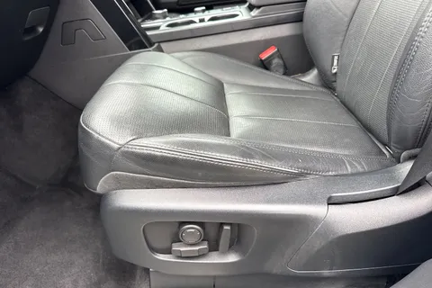 41 of 62 for LAND ROVER DISCOVERY 3.0 TD6 SE 5dr Auto