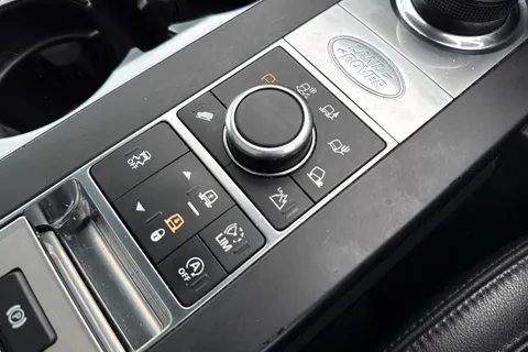 45 of 62 for LAND ROVER DISCOVERY 3.0 TD6 SE 5dr Auto