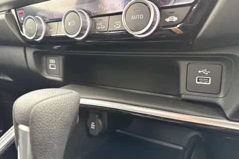 RF24OZL Honda HR-V 1.5 eHEV Advance 5dr CVT Thumbnail #47