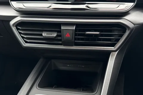  SEAT Leon 1.5 eTSI MHEV FR DSG Euro 6 (s/s) 5dr Thumbnail #22