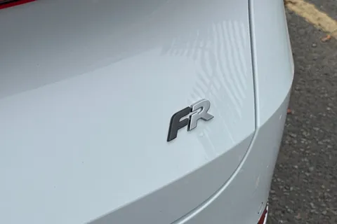  SEAT Leon 1.5 eTSI MHEV FR DSG Euro 6 (s/s) 5dr Thumbnail #30