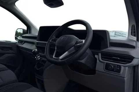 DG25EEU Volkswagen Transporter 2.0 TDI 150 Commerce Plus Van Thumbnail #14