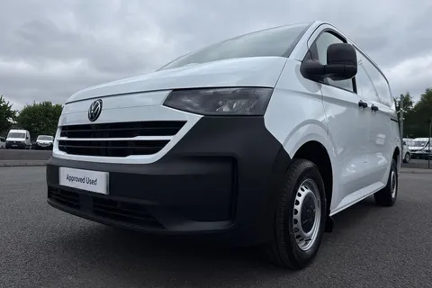 DG25EEU Volkswagen Transporter 2.0 TDI 150 Commerce Plus Van Thumbnail #28