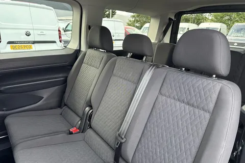 DG74ENK Volkswagen Caddy Maxi 2.0 TDI 122 Life 5dr DSG Thumbnail #19
