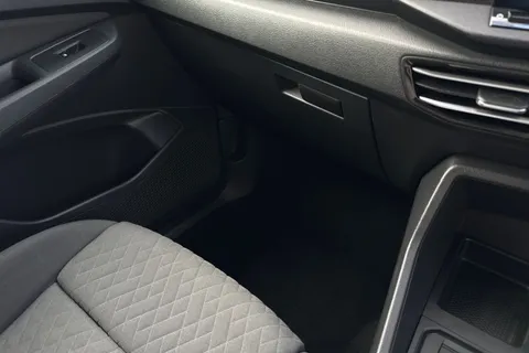 DG74ENK Volkswagen Caddy Maxi 2.0 TDI 122 Life 5dr DSG Thumbnail #20