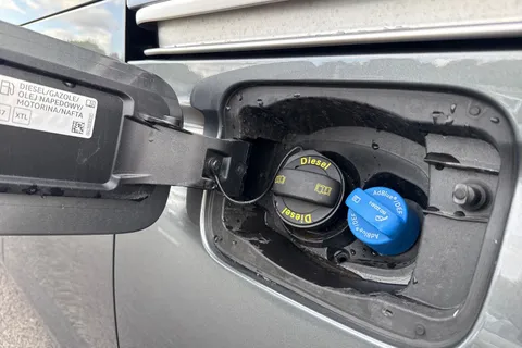 DG74ENK Volkswagen Caddy Maxi 2.0 TDI 122 Life 5dr DSG Thumbnail #25