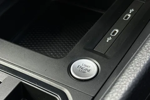 DG74ENK Volkswagen Caddy Maxi 2.0 TDI 122 Life 5dr DSG Thumbnail #40