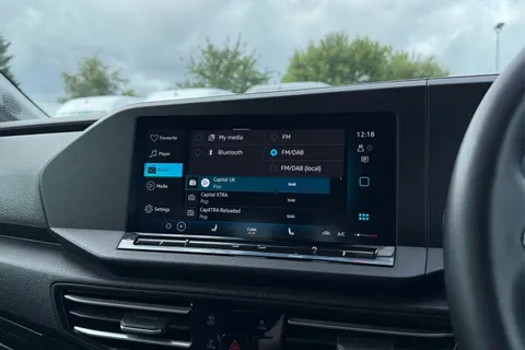 DG74ENK Volkswagen Caddy Maxi 2.0 TDI 122 Life 5dr DSG Thumbnail #48