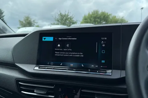 DG74ENK Volkswagen Caddy Maxi 2.0 TDI 122 Life 5dr DSG Thumbnail #50