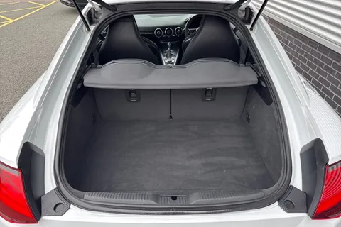 DE70VBU Audi TT Coup- Black Edition 45 TFSI 245 PS S tronic Thumbnail #7