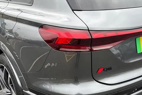 KM74UMZ Audi Q6 E-Tron Q6 SUV Edition 1 e-tron quattro 285,00 kW Thumbnail #8