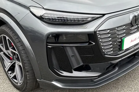 KM74UMZ Audi Q6 E-Tron Q6 SUV Edition 1 e-tron quattro 285,00 kW Thumbnail #9