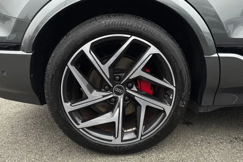 KM74UMZ Audi Q6 E-Tron Q6 SUV Edition 1 e-tron quattro 285,00 kW Thumbnail #11