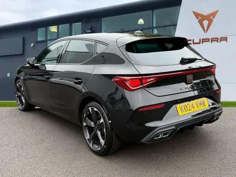 KO24VHW CUPRA Leon 1.5 TSI V1 5dr Thumbnail #2