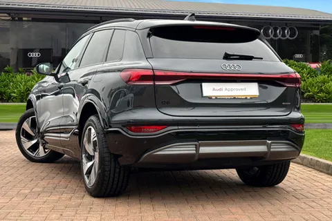 KW25NWE Audi Q6 E-Tron Q6 SUV S line e-tron quattro 285,00 kW Thumbnail #3