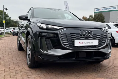 KW25NWE Audi Q6 E-Tron Q6 SUV S line e-tron quattro 285,00 kW Thumbnail #9