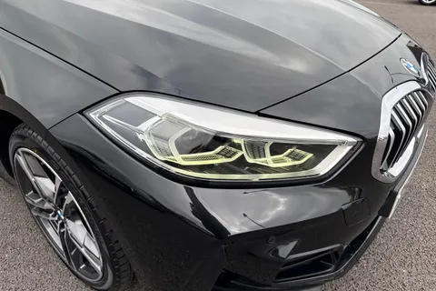 DS20KCF BMW 1 Series 2.0 118d M Sport Auto Euro 6 (s/s) 5dr Thumbnail #10