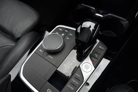 DS20KCF BMW 1 Series 2.0 118d M Sport Auto Euro 6 (s/s) 5dr Thumbnail #24