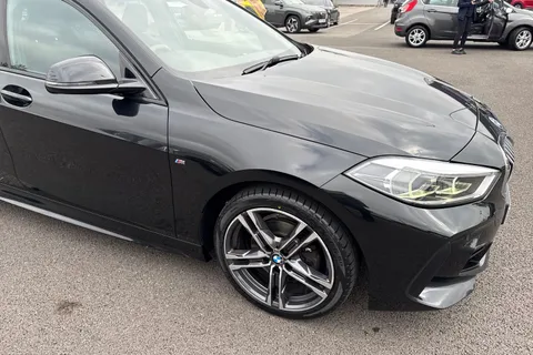DS20KCF BMW 1 Series 2.0 118d M Sport Auto Euro 6 (s/s) 5dr Thumbnail #38
