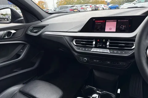 DS20KCF BMW 1 Series 2.0 118d M Sport Auto Euro 6 (s/s) 5dr Thumbnail #46