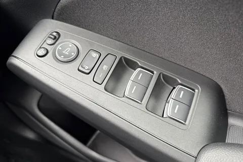 36 of 55 for HONDA CIVIC 2.0 eHEV Sport 5dr CVT