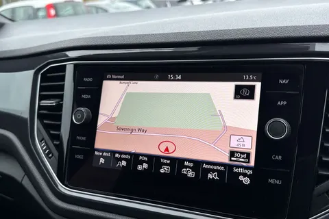 17 of 67 for VOLKSWAGEN T-ROC 1.6 TDI R-Line 5dr