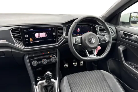 18 of 67 for VOLKSWAGEN T-ROC 1.6 TDI R-Line 5dr