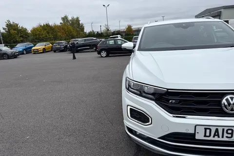 25 of 67 for VOLKSWAGEN T-ROC 1.6 TDI R-Line 5dr