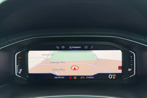 46 of 67 for VOLKSWAGEN T-ROC 1.6 TDI R-Line 5dr