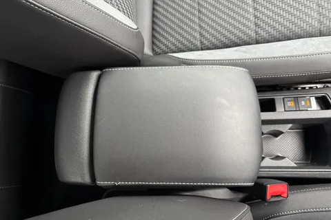 60 of 67 for VOLKSWAGEN T-ROC 1.6 TDI R-Line 5dr