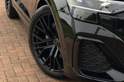Audi Q8 3.0 TDI V6 50 Black Edition Tiptronic quattro Euro 6 (s/s) 5dr Thumbnail #26