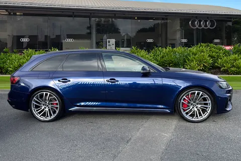 SW70UPB Audi RS 4 Avant RS 4 Avant Vorsprung 450 PS tiptronic Thumbnail #4