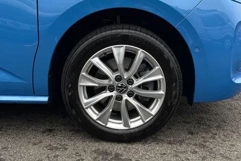 10 of 64 for VOLKSWAGEN CALIFORNIA 2.0 TSI Ocean 5dr DSG