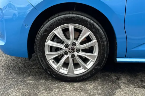 12 of 64 for VOLKSWAGEN CALIFORNIA 2.0 TSI Ocean 5dr DSG