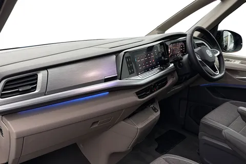 15 of 64 for VOLKSWAGEN CALIFORNIA 2.0 TSI Ocean 5dr DSG