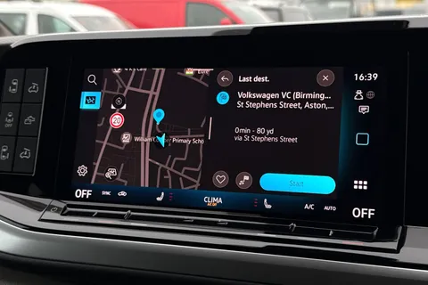 17 of 64 for VOLKSWAGEN CALIFORNIA 2.0 TSI Ocean 5dr DSG