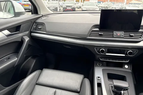 NJ72KBN Audi Q5 Sport 45 TFSI quattro 265 PS S tronic Thumbnail #21